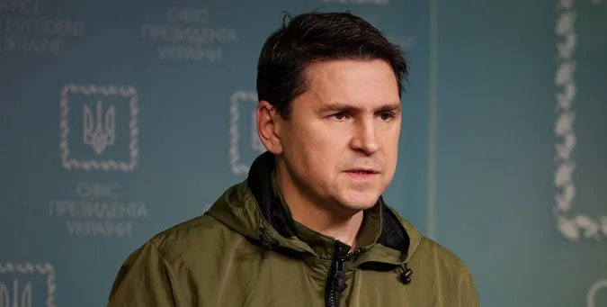 Україна захищатиметься ударами по складах і базах рф, – Михайло Подоляк
