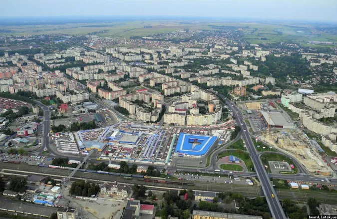 Лучан просять оцінити житття в місті