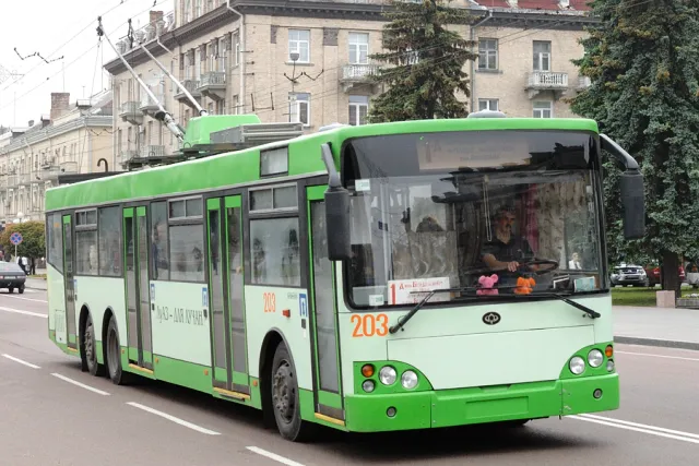 Пільгові пасажири Луцьку обходяться в «космічну» суму