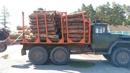 Спецназ і сльозогінний газ: як на Волині селяни поліції протистояли (фото, відео)