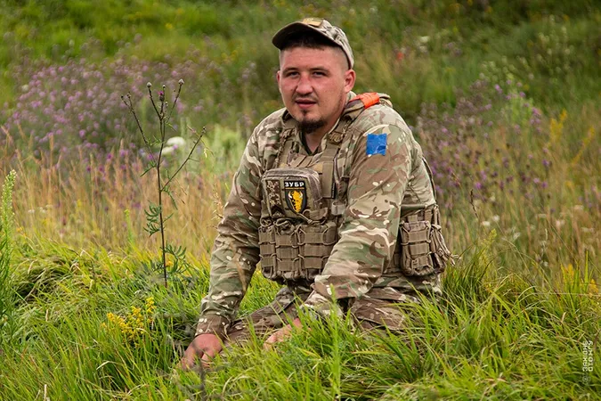 «Я прийняв рішення залишитись і прикрити побратимів»: історія волинського нацгвардійця, який пораненим продовжив бій