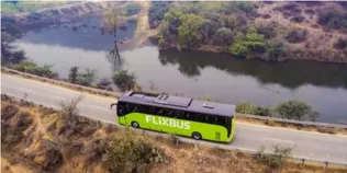 Водій автобуса FlixBus покинув українку в Польщі у вбиральні (відео)