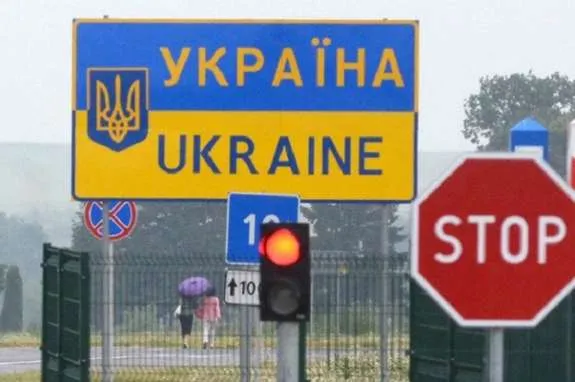 Прикордонники назвали категорії чоловіків, які найчастіше виїжджають з країни