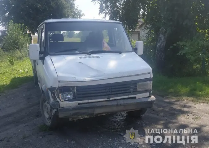 На Волині вантажівка збила мотоцикліста (фото, відео)