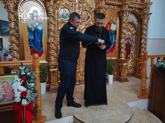На Волині священників вчили, як не спалити храми
