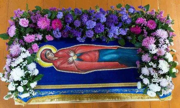 Церковна флористика: лучанка розповіла про квіти для Бога
