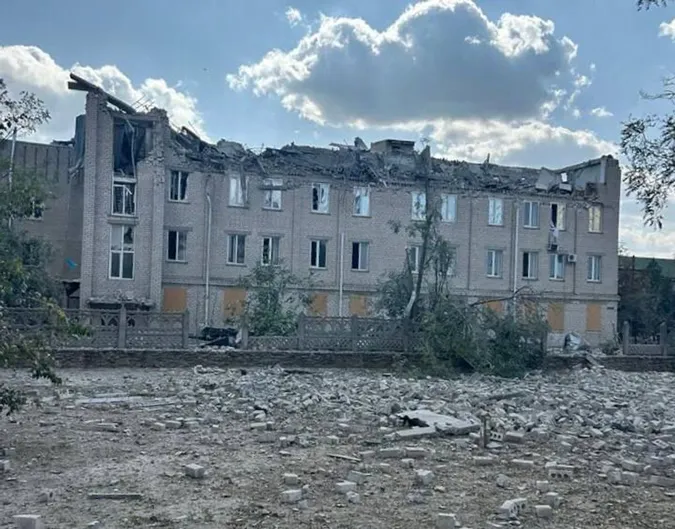 У Бериславі на Херсонщині – пряме влучання в лікарню (фото)
