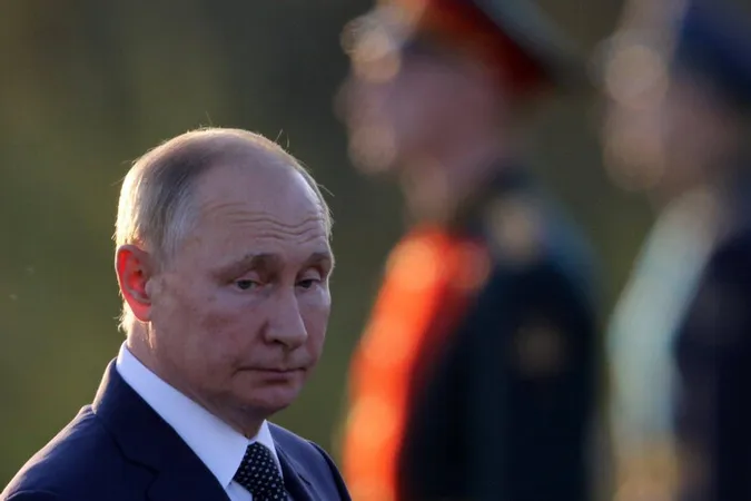 Після втрати Херсона російські еліти змирилися з поразкою у війні, – росЗМІ
