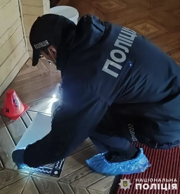 Вбив подружжя та втікав від поліції: деталі про чоловіка, який хотів застрелитись у Луцькому районі