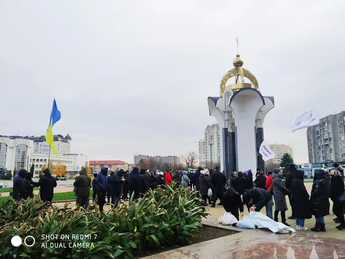 Під Волинську ОДА знову прийшли підприємці: що вимагають?