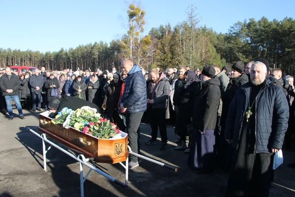 На Волині прощалися з молодим захисником Богданом Борисюком (фото)