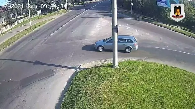 Показали момент жахливого зіткнення трьох авто на Львівській у Луцьку (відео)