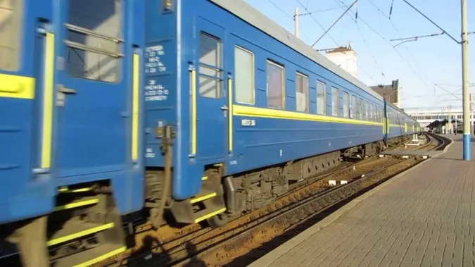 На Великодні свята пустять додаткові поїзди
