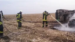 В полі на Волині загорівся трактор (фото)
