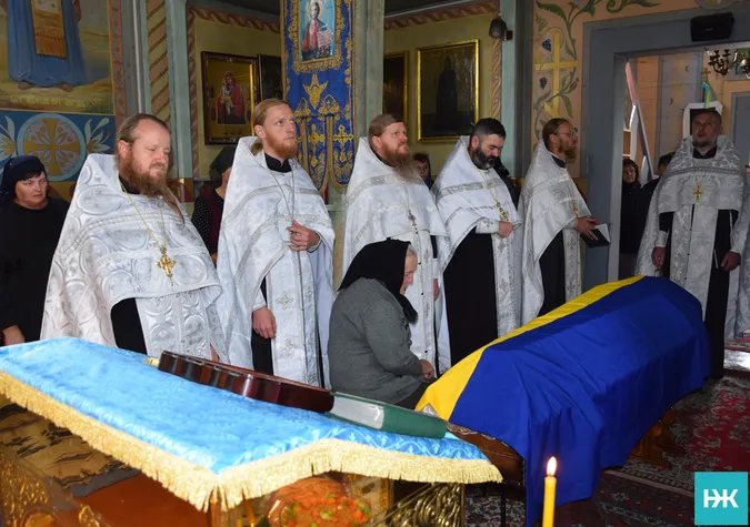 Майже рік вважався зниклим: на Волині попрощалися з воїном Олександром Динем