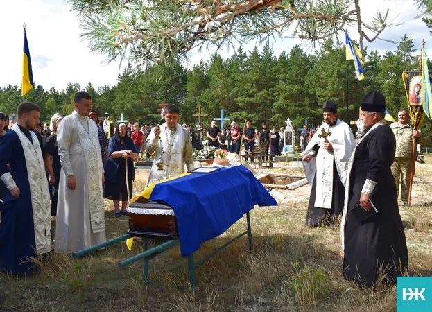 Майже два роки невідомості: на Волині попрощалися з молодим воїном Олександром Пасіком (фото)
