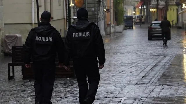 У Луцьку поліція штрафувала порушників карантину. Але небагато