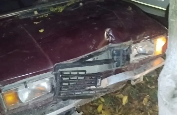 П'яний волинянин влаштував гастролі на крадених автівках: одну розбив, друга – зупинилась