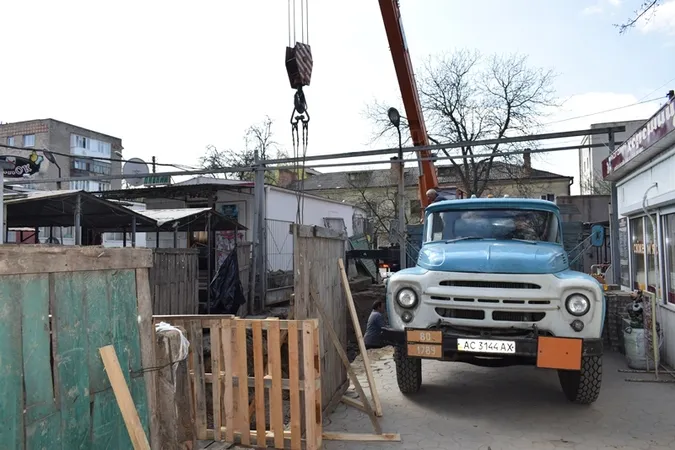 У Луцьку відновили постачання гарячої води (фото)