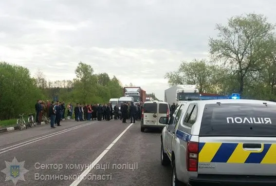 Волиняни перекрили трасу «Ковель-Ягодин» (фото)