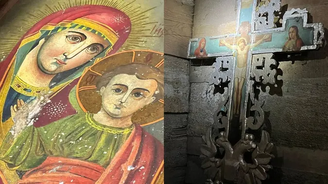 На Волині на дзвіниці храму знайшли хрест із двоголовим орлом і приховану ікону (фото)