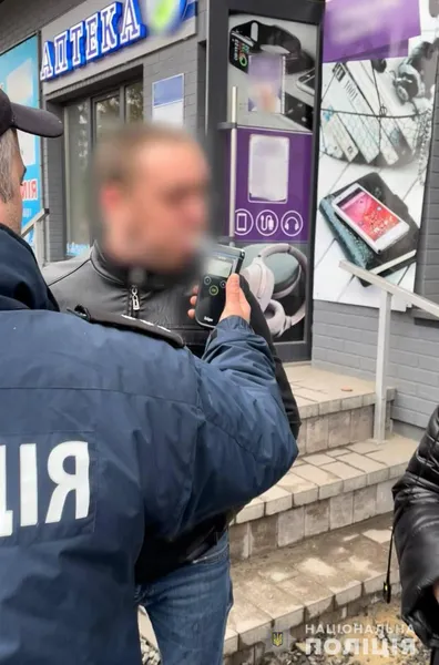 На Волині нетверезий водій спробував проїхати блокпост (фото)