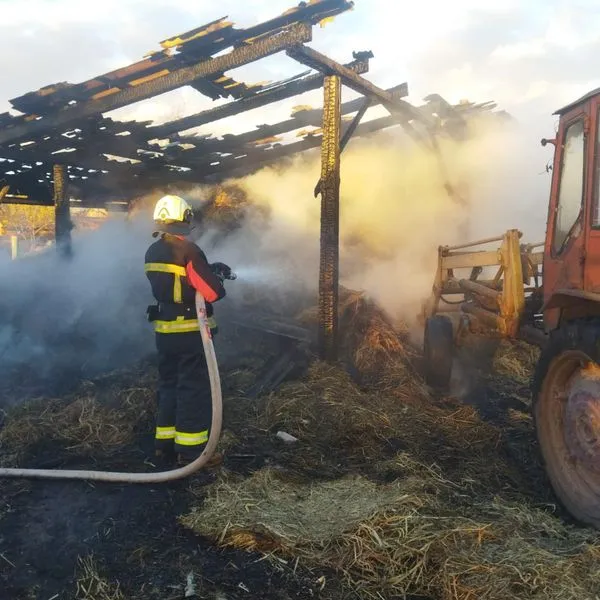 Пожежа у Струмівці: повідомили, чому горів будинок (фото)