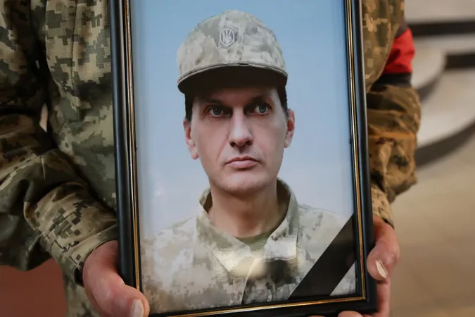 У Луцьку попрощалися із Героєм з Волині Олексієм Ковальчуком (фото)