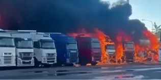 «Не наражайте людей на ризик»: у Ковелі водіїв вантажівок закликали не паркуватися біля будинків і шкіл