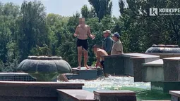 ❗У луцьких фонтанах не можна купатися дітям (фото)