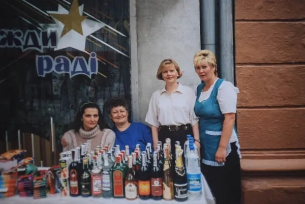 “Лакомка”, 1990-ті роки