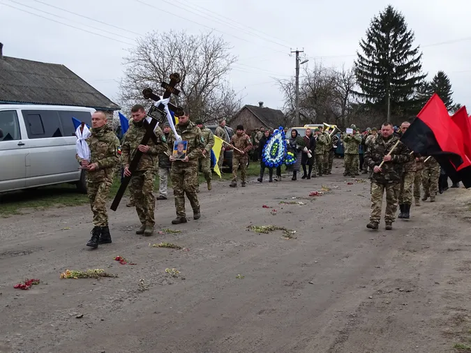 На Волині попрощалися із воїном Олександром Дубіком (фото)