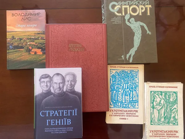 ТОП-5 книг, які радить прочитати ректор СНУ Анатолій Цьось (фото)