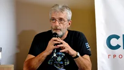 Екс-ведучий "Свободи слова" Куликов розповів лучанам про журналістику і пропаганду (фото)