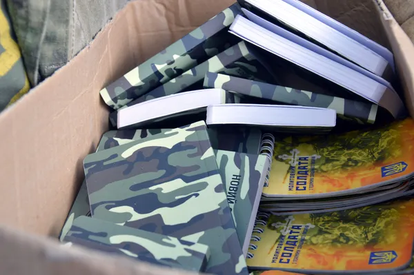 Постріли та вибухи у волинському лісі (фото, відео)