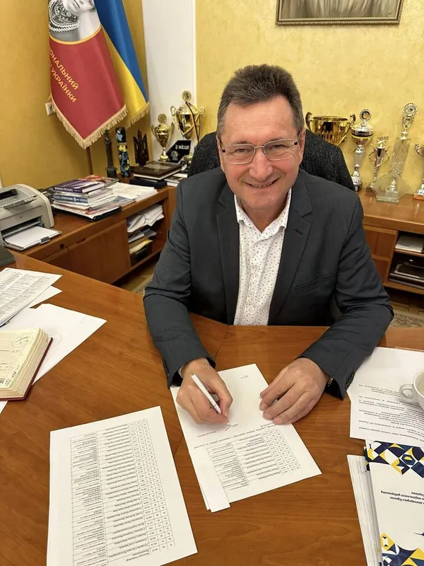 300 кращих викладачів Лесиного вишу отримають премії: список