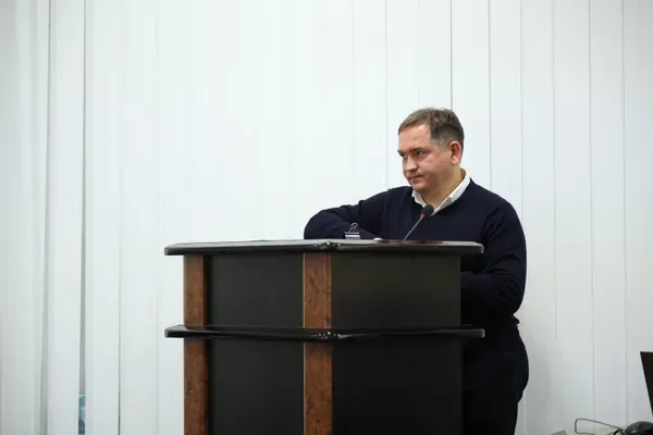 Веніамін Туз