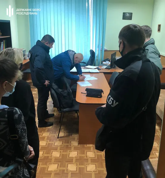 Заробляли на вантажівках: на Волинській митниці викрили корупціонерів (фото, відео)
