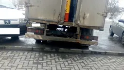 Хліб луцького виробника возять у брудних машинах? (відео)