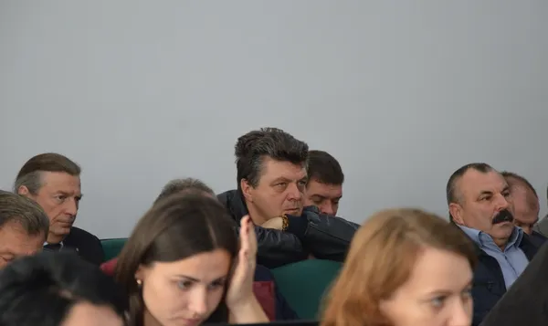 Підсумки виконкому: гарячі батареї, сльози «Луцьктепла» та золоті труби