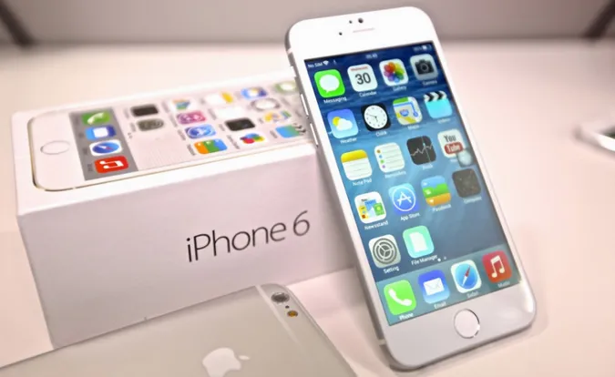 Apple розробляє аксесуар із бездротовою зарядкою для iPhone