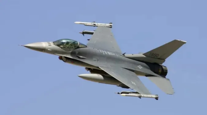 Під час бойового завдання загинув 26-річний пілот F-16
