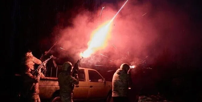 Одна з наймасштабніших атак дронами – повітряні сили збили усі 90 цілей