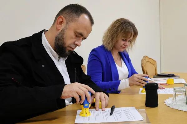 Волинська ОВА та «Автомайдан Луцьк» підписали меморандум про співпрацю (фото)