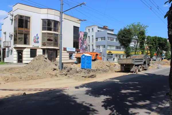 Відкриють у вересні: що коїться на перекритому проспекті Волі у Луцьку (фото)