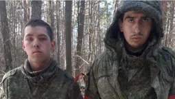 Українські військові захопили в полон двох російських військових (фото)
