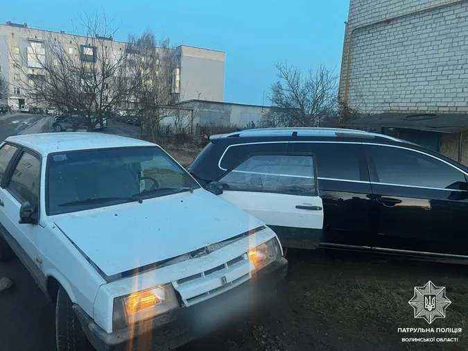 П'яний і «без прав»: у Ковелі водій ВАЗ врізався в авто (фото)