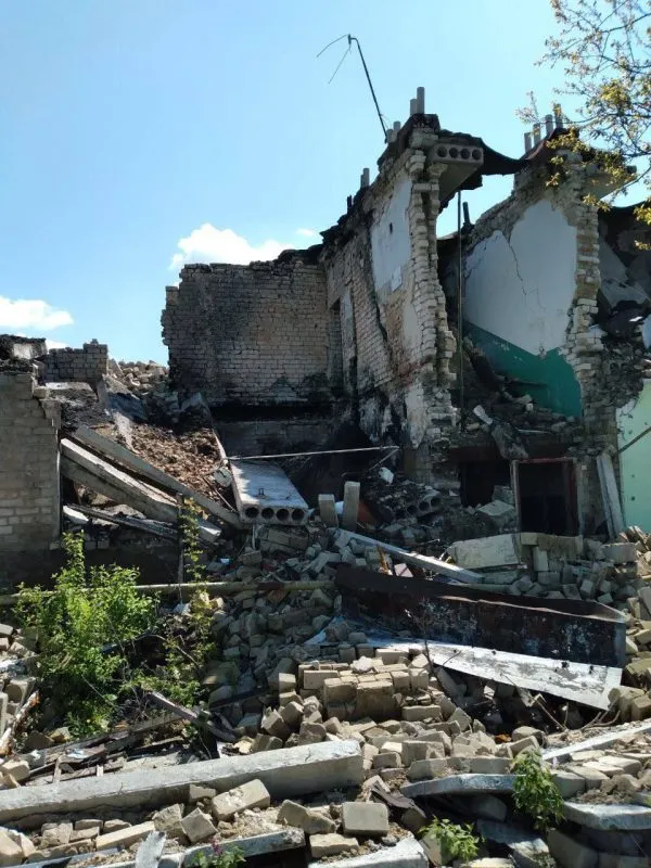 Все життя – у наплічнику: на Франківщині біженець понад рік тиняється по лікарнях і шелтерах (фото)