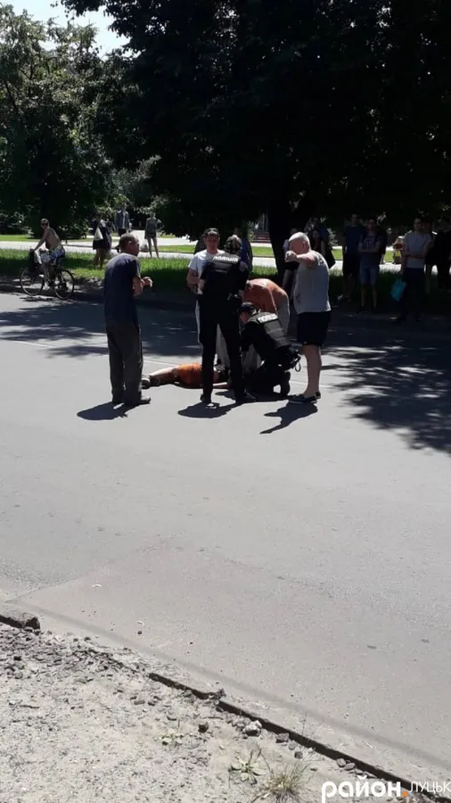 У Луцьку авто збило дитину на пішохідному переході (фото)