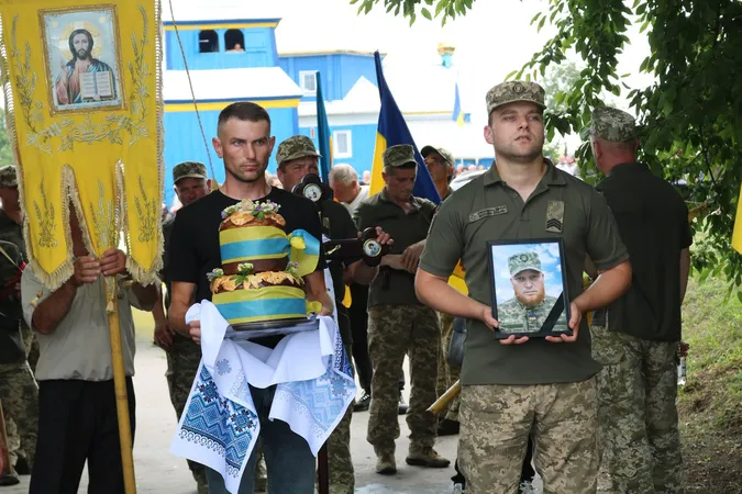 На Волині віддали останню шану Захиснику України Павлу Шамрилу (фото)
